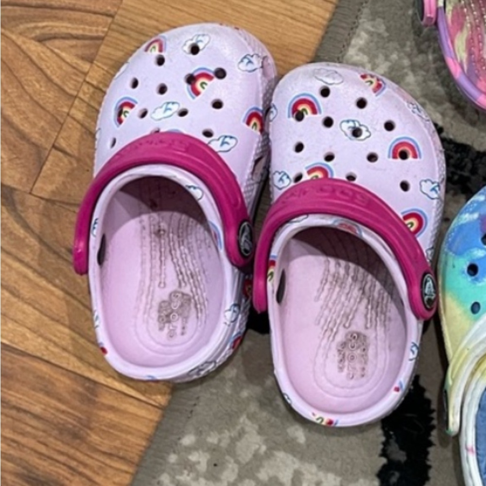 Toddler croc size 6